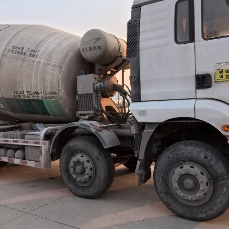 徐工G4805E搅拌车