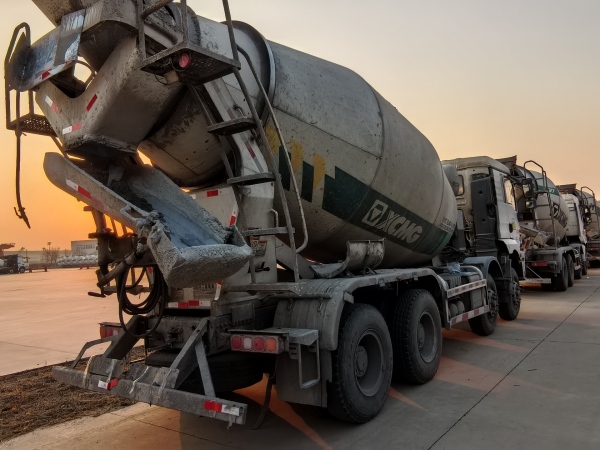 徐工G4805E攪拌車