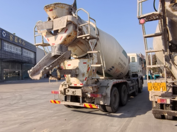 徐工G4805D攪拌車