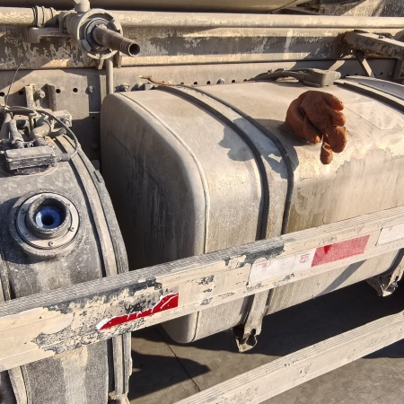 徐工G4805D搅拌车