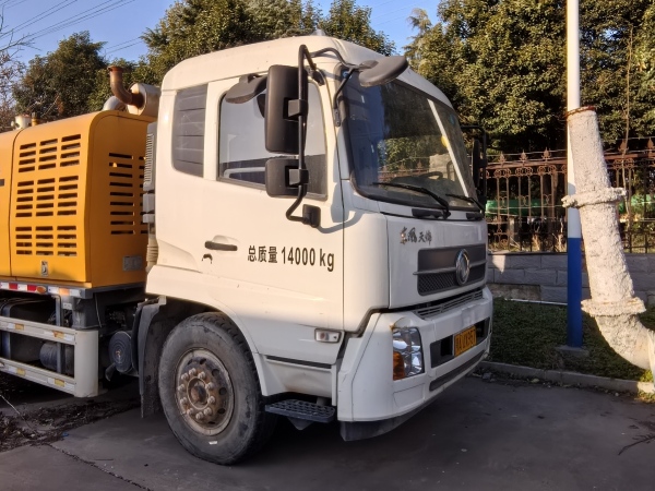 徐工HBC10022V混凝土車載泵