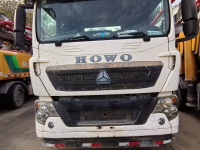 徐工HBC10018V混凝土車載泵