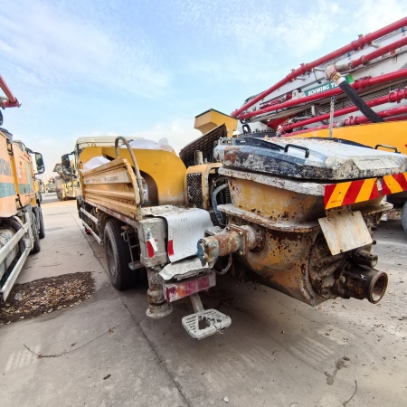 徐工HBC10018V混凝土车载泵