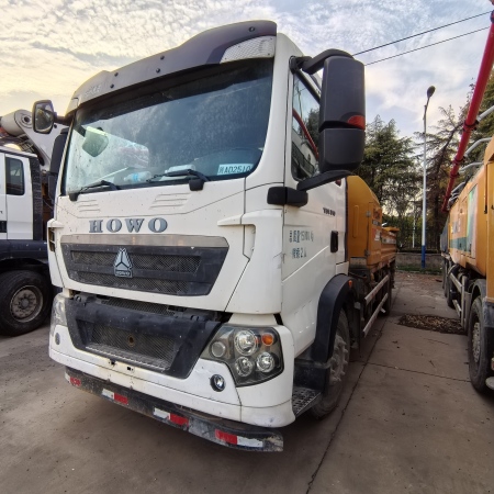 徐工HBC10018V混凝土车载泵