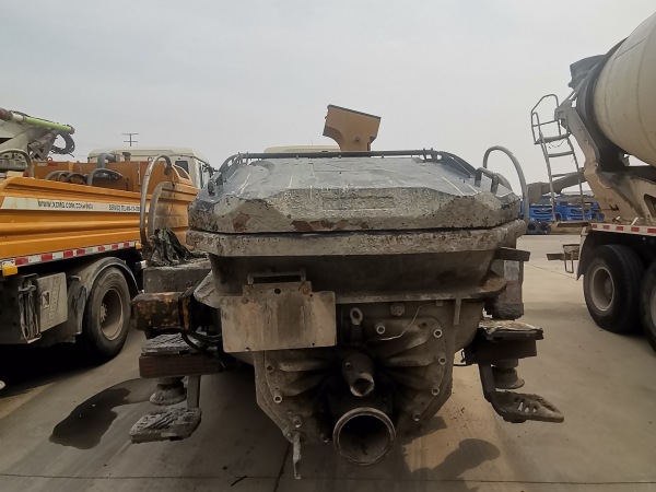 徐工HBC10018V混凝土車載泵