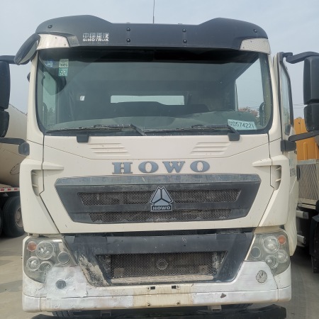 徐工HBC10018V混凝土车载泵