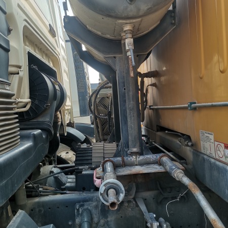 徐工HBC10018V混凝土车载泵