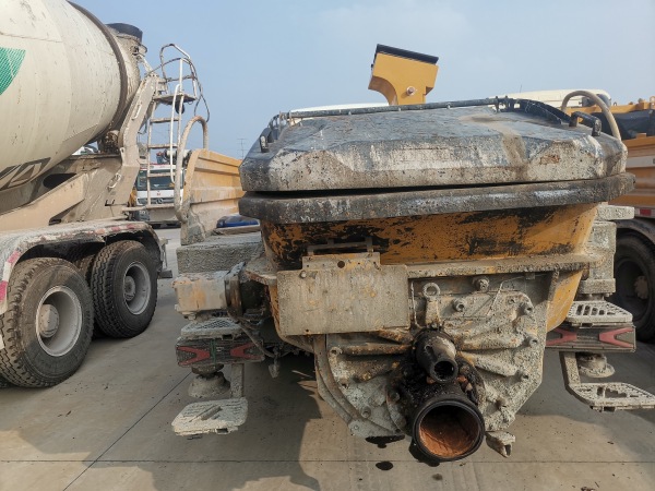 徐工HBC10018V混凝土車載泵