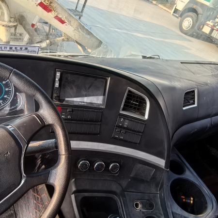 徐工G4805E搅拌车