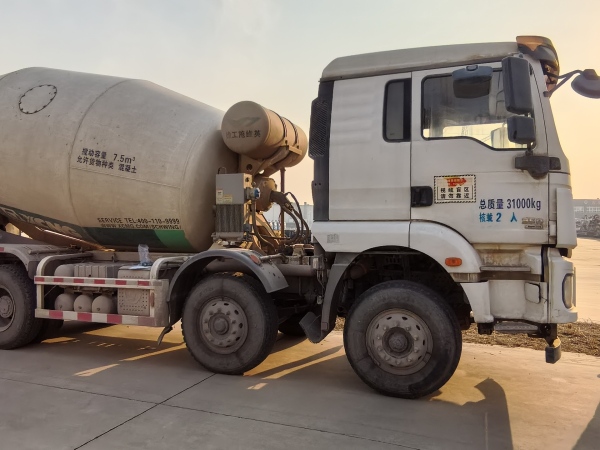 徐工G4805E攪拌車