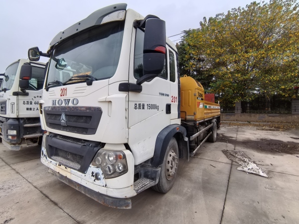 徐工HBC10020K混凝土車(chē)載泵