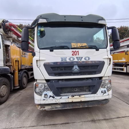 徐工HBC10020K混凝土车载泵