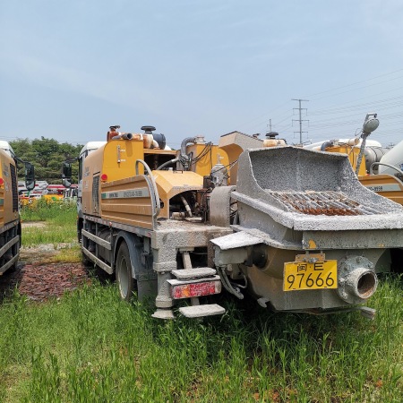 徐工HBC10022V混凝土车载泵