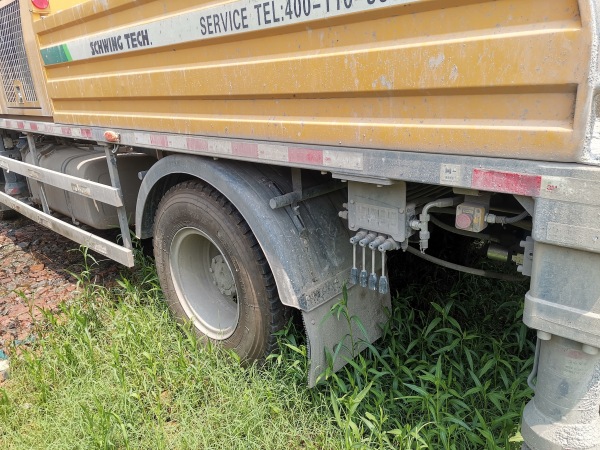 徐工HBC10022V混凝土車載泵