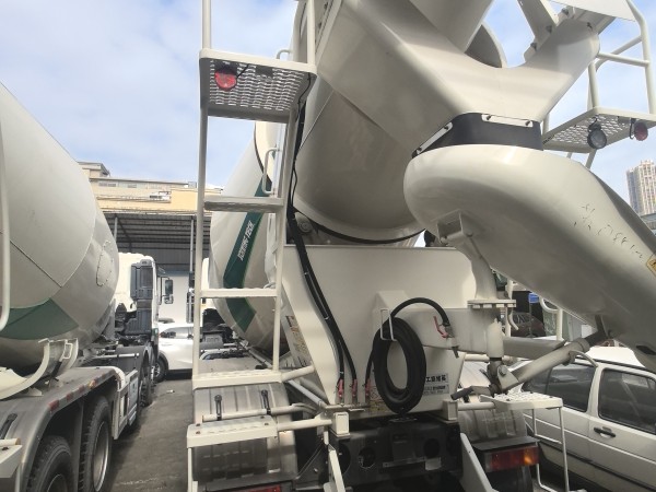 徐工G4802B攪拌車