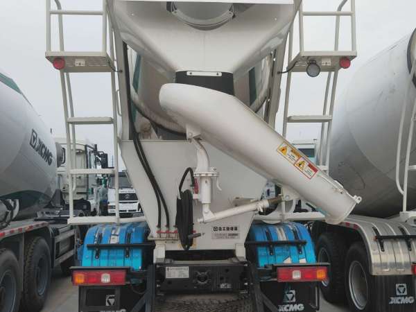 徐工G4804BII攪拌車