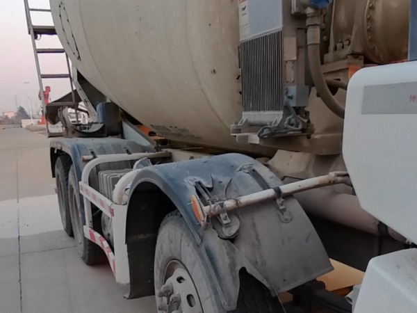 徐工G4805E攪拌車