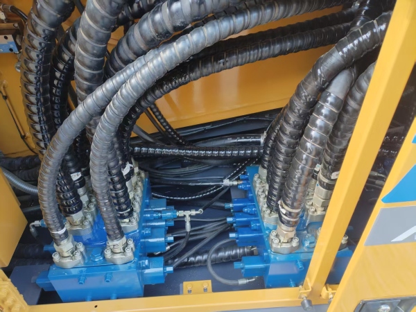 徐工XR360旋挖鉆機(jī)