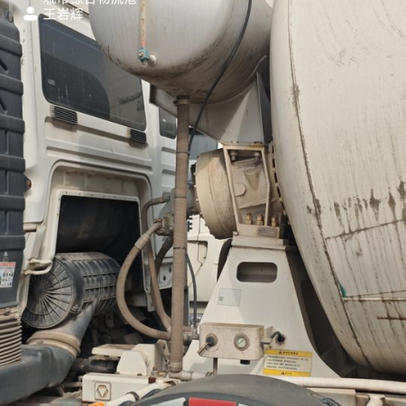 徐工G4806E搅拌车