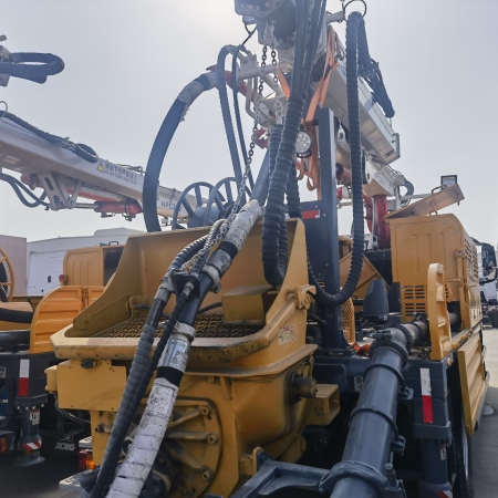 徐工HPC30V喷浆车