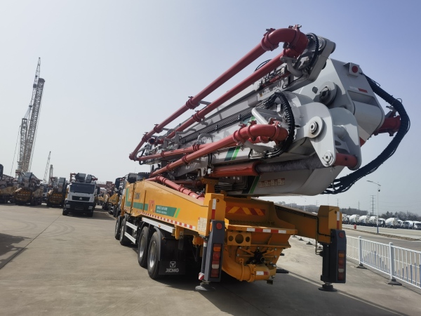 徐工HB62V泵車(chē)