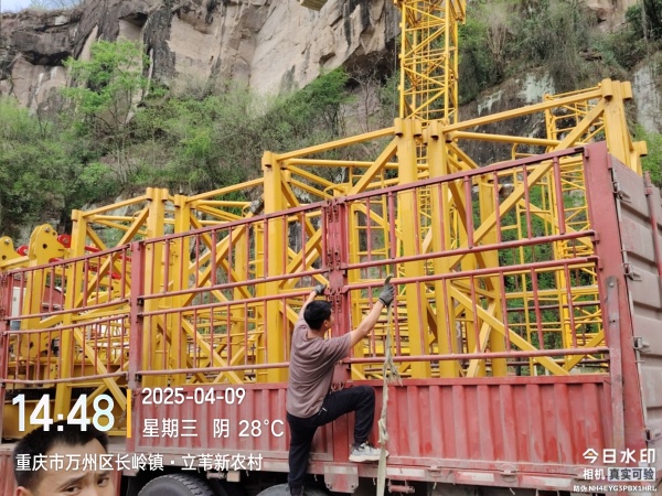 徐工XGT6015-8S1塔式起重机