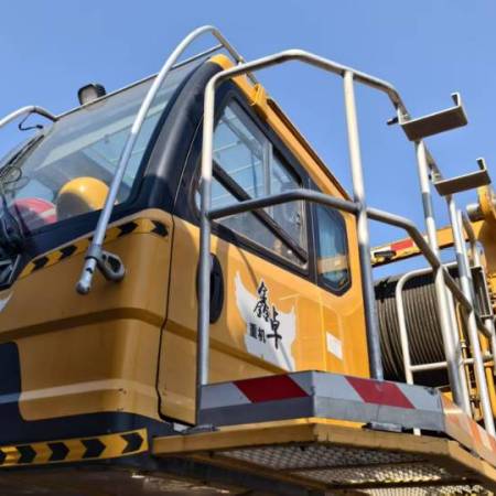 徐工XCA550全地面起重机