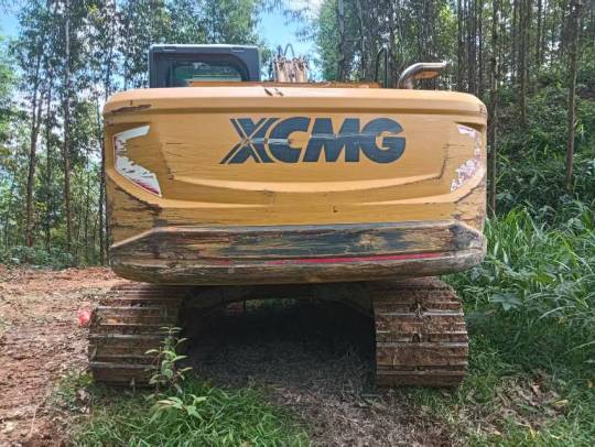 徐工XE155GA履带式挖掘机