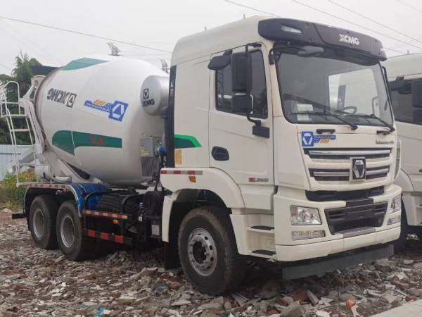 徐工G10V搅拌车