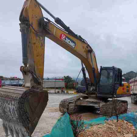 徐工XE335GK履带式挖掘机