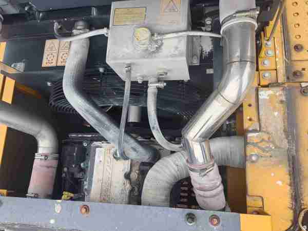 徐工XE335GK履帶式挖掘機