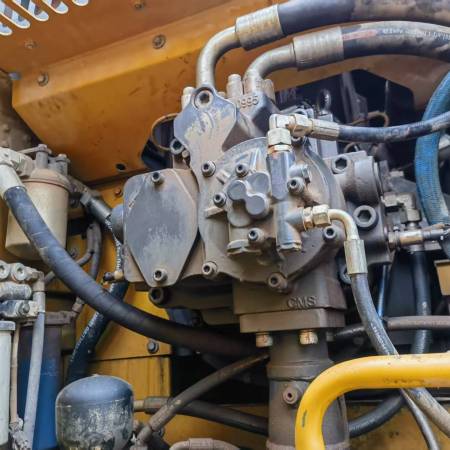 徐工XE500DK履带式挖掘机