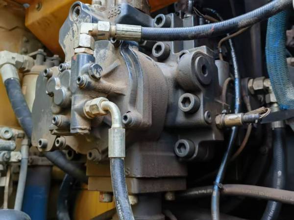 徐工XE500DK履帶式挖掘機