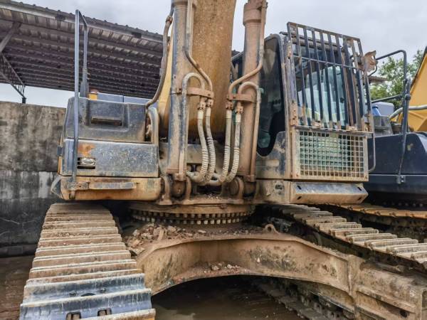 徐工XE400DK履帶式挖掘機(jī)