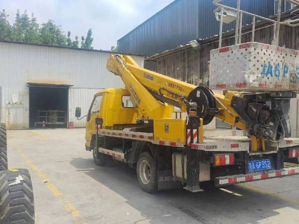 徐工GKS28BJ44伸縮臂