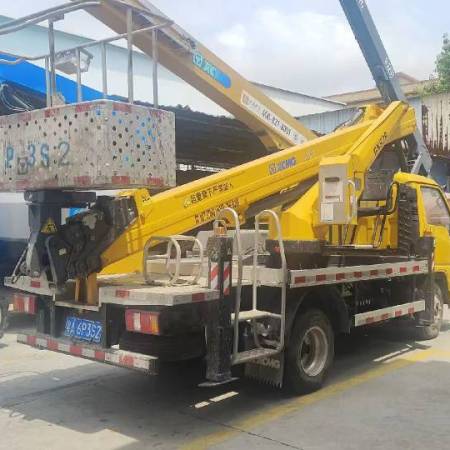 徐工GKS28BJ44伸缩臂