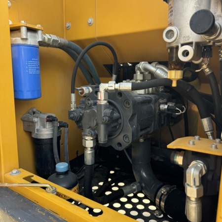 徐工XE135D履带式挖掘机