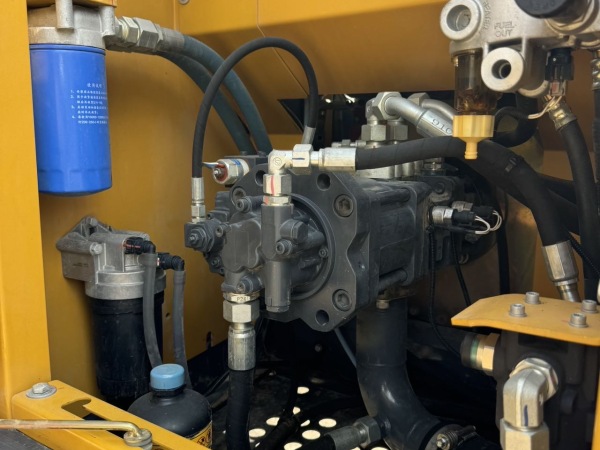 徐工XE135D履帶式挖掘機(jī)