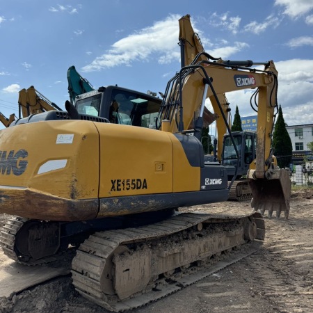 徐工XE135D履带式挖掘机