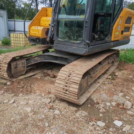 徐工XE135GA履带式挖掘机