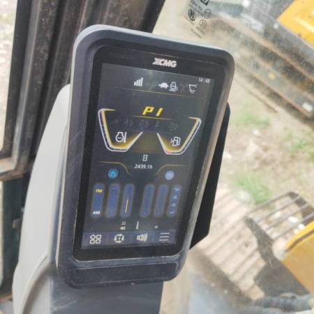 徐工XE135GA履带式挖掘机