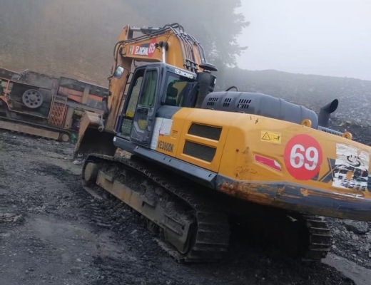 徐工XE380DK履带式挖掘机