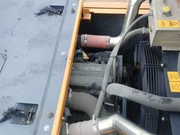 徐工XE380DK履帶式挖掘機(jī)