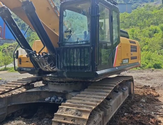 三一重工SY375H履带式挖掘机