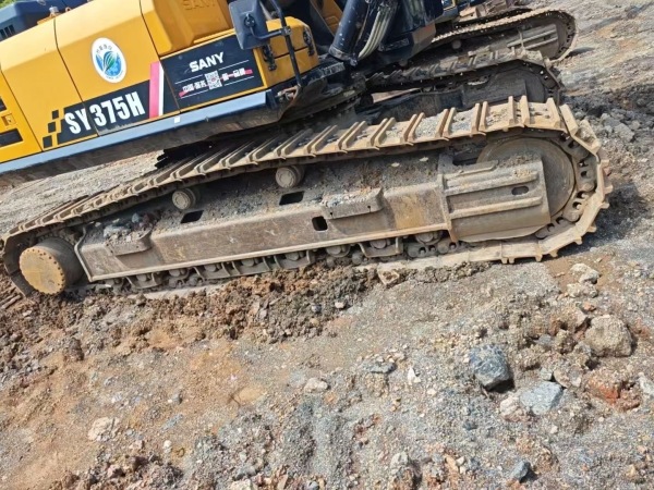 三一重工SY375H履帶式挖掘機