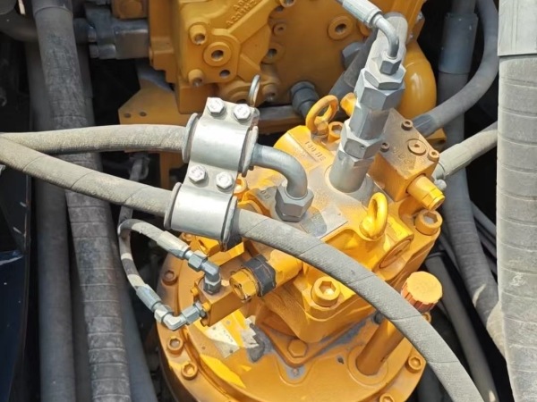 三一重工SY375H履帶式挖掘機