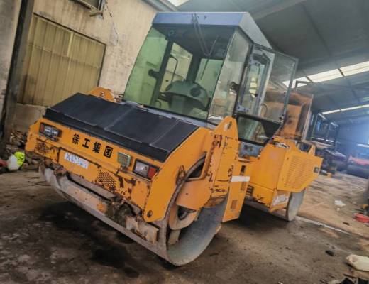 徐工XD142双钢轮压路机