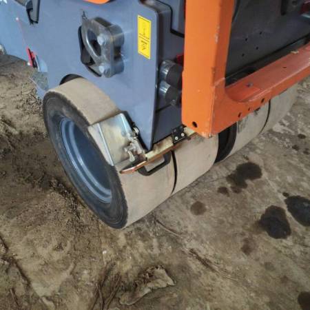 悍马HD35VT双钢轮压路机