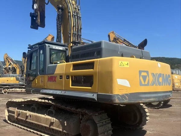 徐工XE550DK履帶式挖掘機(jī)