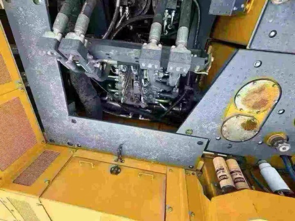 徐工XE750D履帶式挖掘機(jī)